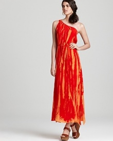 A potent lava-like print emboldens this C&C California maxi dress, cut in a striking one-shoulder silhouette.