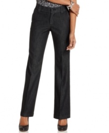 Modernize your denim look in these straight-leg jeans from Lee Platinum, complete with sleek trouser styling and a clean, dark wash. Modernize your denim look in these straight-leg jeans from Lee Platinum, complete with sleek trouser styling and a clean, dark wash.