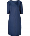 Work an edge of minimalist chic into your workweek essentials with Jil Sanders ultramarine modern tailored shift - Round neckline, elbow-length sleeves, side slit pockets - Loosely draped fit - Wear with flats and a sleek leather tote