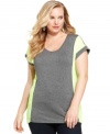 Lock up an on-trend look with Cha Cha Vente's short sleeve plus size top, featuring a colorblocked pattern