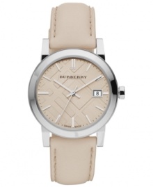Contemporary masterpieces from the British fashion icons at Burberry. With smooth leather and an eye-catching check dial. Contemporary masterpieces from the British fashion icons at Burberry. With smooth leather and an eye-catching check dial.
