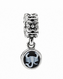 Celebrate your Zodiac sign with PANDORA's ethereal agate cameo charm. Celebrate your Zodiac sign with PANDORA's ethereal agate cameo charm.