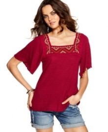 Artisan-inspired embroidery and crochet give this Lucky Brand Jeans top a laid-back, homespun attitude. Artisan-inspired embroidery and crochet give this Lucky Brand Jeans top a laid-back, homespun attitude.