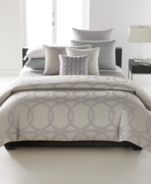Complement your Calligraphy bed from Hotel Collection with this bedskirt in a soft, neutral hue for a sophisticated appeal.