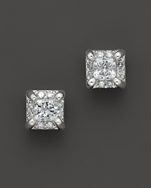 Diamonds set in 14K. white gold. Diamonds set in 14K. white gold.