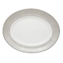Inspired by one of Monique Lhuillier's iconic gowns, the Stardust collection of formal dinnerware boasts precious platinum details in an elegant, classic design. Inspired by one of Monique Lhuillier's iconic gowns, the Stardust collection of formal dinnerware boasts precious platinum details in an elegant, classic design.