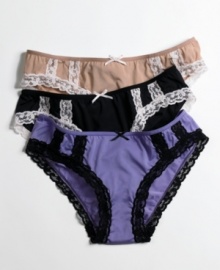 Romantic, vintage-inspired design. The Close Encounter bikini by B.Tempt'd by Wacoal. Style #978125 Romantic, vintage-inspired design. The Close Encounter bikini by B.Tempt'd by Wacoal. Style #978125