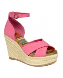 Summer's boldest color palette amps up this traditional espadrille silhouette. Rocket Dog's Clara sandals combine girl next door with Caribbean cabana flair. Summer's boldest color palette amps up this traditional espadrille silhouette. Rocket Dog's Clara sandals combine girl next door with Caribbean cabana flair.