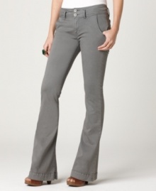 Super-cute and instantly flattering, these flared jeans from Buffalo Jeans lend an on-trend touch to cropped sweaters or plain tees! Super-cute and instantly flattering, these flared jeans from Buffalo Jeans lend an on-trend touch to cropped sweaters or plain tees!