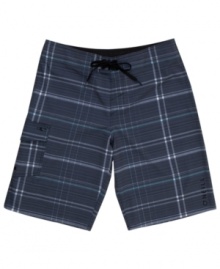 Prep for some sun in the fun with these plaid board shorts from O'Neill. Prep for some sun in the fun with these plaid board shorts from O'Neill.