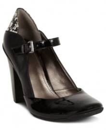 With a chunky heel and ultra sleek finish, Kenneth Cole's Joy Toy Mary Jane pumps are a great way to add shine to your day. With a chunky heel and ultra sleek finish, Kenneth Cole's Joy Toy Mary Jane pumps are a great way to add shine to your day.