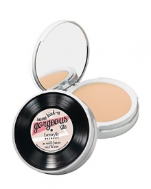 This cream-to-powder formula means silky, even perfection for your complexion. So translucent, it's THE finish for most skin tones. It's an instant beauty boost any time of day! This cream-to-powder formula means silky, even perfection for your complexion. So translucent, it's THE finish for most skin tones. It's an instant beauty boost any time of day!