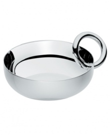 Smooth silver plate renders extra brilliant with the clean, fluid lines of Vertigo giftware. Ideal for jewelry, party snacks or pure decoration, this medium bangle bowl features a twisted ring for improved functionality and contemporary flair. Smooth silver plate renders extra brilliant with the clean, fluid lines of Vertigo giftware. Ideal for jewelry, party snacks or pure decoration, this medium bangle bowl features a twisted ring for improved functionality and contemporary flair.