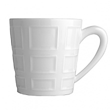 Architectural, white Limoges china with subtle relief patterns. Inspired by the coffered ceilings of Renaissance castles, its geometric motif emphasizes the sense of depth and quality of the material. Architectural, white Limoges china with subtle relief patterns. Inspired by the coffered ceilings of Renaissance castles, its geometric motif emphasizes the sense of depth and quality of the material.