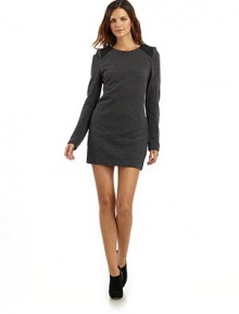 THE LOOKCrewneckPlunge backExposed back zipperLong sleevesContrast epaulettesBack dartsFully linedTHE FITAbout 31 from shoulder to hemTHE MATERIAL87% wool/13% nylonPolyester liningCARE & ORIGINDry cleanImported