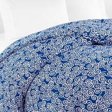 With a swirling pattern reminiscent of Asian woodcuts, this fresh DIANE von FURSTENBERG twin duvet cover brings sunny charm to both modern and vintage-inspired decor. With a swirling pattern reminiscent of Asian woodcuts, this fresh DIANE von FURSTENBERG twin duvet cover brings sunny charm to both modern and vintage-inspired decor.