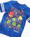 Raise the roof. This Angry Birds graphic t-shirt from Epic Threads will bring mad style to his weekday rotation.