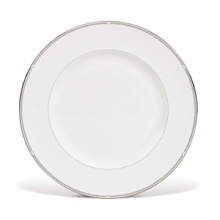 Sloane Square features a chic and simple tailored band, with details of platinum dots, which create a clean and sophisticated look. The accent plate features a wide band of gray mica with true geometric flare in the quadrant design around the border of the plate. Made in England. Sloane Square features a chic and simple tailored band, with details of platinum dots, which create a clean and sophisticated look. The accent plate features a wide band of gray mica with true geometric flare in the quadrant design around the border of the plate. Made in England.