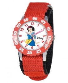 Who's the fairest of them all? Help your kids stay on time with this fun Time Teacher watch from Disney. Featuring Disney princess Snow White, the hour and minute hands are clearly labeled for easy reading. Who's the fairest of them all? Help your kids stay on time with this fun Time Teacher watch from Disney. Featuring Disney princess Snow White, the hour and minute hands are clearly labeled for easy reading.