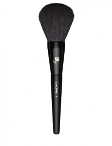 This full, natural-bristled brush is the ideal partner to all powders. The improved design and hair quality reduces fallout, and the new rounded shape provides better powder application. Made in USA. 