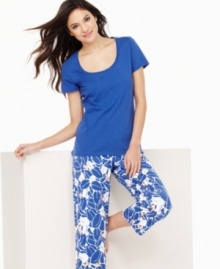 This scoop neck and comfy capri pants set by Nautica is perfect for those lazy Saturday mornings. This scoop neck and comfy capri pants set by Nautica is perfect for those lazy Saturday mornings.