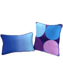 Complement the Dot Allure comforter sets with this pillow pack, featuring a bold dot pattern and ombre coloring techniques for an ultra-modern look.