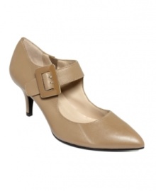 Pretty and pointed. Ellen Tracy's Beau shooties feature a large adjustable buckle across the vamp and a small covered heel.