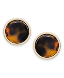 These button earrings from Lauren Ralph Lauren lend a touch of eccentric beauty with tortoise resin. Clip-on backing for non-pierced ears. Crafted in 14k gold-plated mixed metal. Approximate diameter: 3/4 inch. These button earrings from Lauren Ralph Lauren lend a touch of eccentric beauty with tortoise resin. Clip-on backing for non-pierced ears. Crafted in 14k gold-plated mixed metal. Approximate diameter: 3/4 inch.