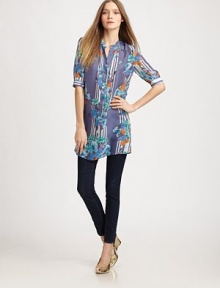 Lush florals and stripes highlight woven silk in this tailored button-down shift.Band collarSplit V necklineThree-quarter sleevesBack yokeAbout 32 from shoulder to hemSilkMade in USA of imported fabricModel shown is 5'10 (177cm) wearing US size Small. Lush florals and stripes highlight woven silk in this tailored button-down shift.Band collarSplit V necklineThree-quarter sleevesBack yokeAbout 32 from shoulder to hemSilkMade in USA of imported fabricModel shown is 5'10 (177cm) wearing US size Small.