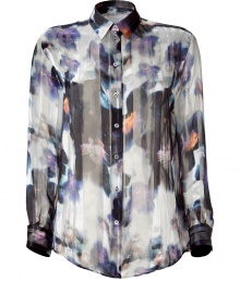 Luxurious blouse in fine, multicolored patterned silk - Flattering and elegant - Feminine, slim fit with rounded hem, small collar and placket - Decorative folding effect creates subtle stripes - A classic with a new, trendy print - Casual look with skinny jeans, or elegant with a pencil skirt and heels Luxurious blouse in fine, multicolored patterned silk - Flattering and elegant - Feminine, slim fit with rounded hem, small collar and placket - Decorative folding effect creates subtle stripes - A classic with a new, trendy print - Casual look with skinny jeans, or elegant with a pencil skirt and heels