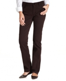 Say goodbye to the blues in Jones New York Signature's jeans. The rich brown wash and subtle sparkle at the back pockets make them something special! Say goodbye to the blues in Jones New York Signature's jeans. The rich brown wash and subtle sparkle at the back pockets make them something special!