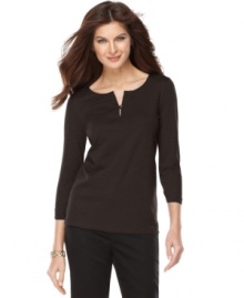 Inspired by the classic henley tee, this Jones New York Signature look gets revamped with a notched scoop neckline and single button closure. Try it with jeans or trousers for weekend style. Inspired by the classic henley tee, this Jones New York Signature look gets revamped with a notched scoop neckline and single button closure. Try it with jeans or trousers for weekend style.