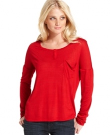 Allover stripes add a stylish appeal to this casual Kensie top -- pair it with all your fave denim! Allover stripes add a stylish appeal to this casual Kensie top -- pair it with all your fave denim!
