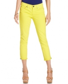 Infuse a shot of color into your summer wardrobe with these brightly hued jeans from Calvin Klein Jeans, featuring a flattering cropped fit and a skinny leg. Infuse a shot of color into your summer wardrobe with these brightly hued jeans from Calvin Klein Jeans, featuring a flattering cropped fit and a skinny leg.