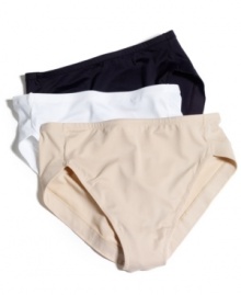 With a strategic design to keep them in place, the high-cut No Wedgies No Worries brief by Warner's is a welcome addition to your everyday lingerie. Style #5139 With a strategic design to keep them in place, the high-cut No Wedgies No Worries brief by Warner's is a welcome addition to your everyday lingerie. Style #5139