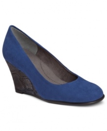 Dare to be different! The Plum Tree wedges by Aerosoles take a unique turn with a contrasting wedge heel in a variety of finishes. Dare to be different! The Plum Tree wedges by Aerosoles take a unique turn with a contrasting wedge heel in a variety of finishes.