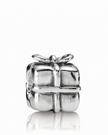 Capture the pleasure and excitement of a perfectly wrapped present with this PANDORA charm in sterling silver. Capture the pleasure and excitement of a perfectly wrapped present with this PANDORA charm in sterling silver.