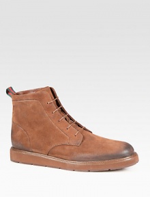 Brown distressed leather with green/red/green signature web detail.LightweightRubber sole with embossed Gucci trademarkMade in Italy Brown distressed leather with green/red/green signature web detail.LightweightRubber sole with embossed Gucci trademarkMade in Italy