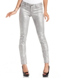 For a look that absolutely shines, rock these skinny jeans from Jessica Simpson! A metallic sheen and cool snakeskin print make these jeans stand out in the best way. For a look that absolutely shines, rock these skinny jeans from Jessica Simpson! A metallic sheen and cool snakeskin print make these jeans stand out in the best way.