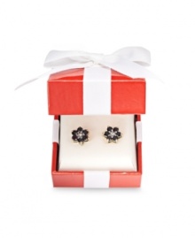 Spring is in full bloom with Victoria Townsend's fresh flower studs. Round-cut sapphires (1-3/4 ct. t.w.) shine with the addition of a sparkling diamond accent at center. Post setting crafted in 18k gold over sterling silver. Approximate diameter: 1/2 inch. Spring is in full bloom with Victoria Townsend's fresh flower studs. Round-cut sapphires (1-3/4 ct. t.w.) shine with the addition of a sparkling diamond accent at center. Post setting crafted in 18k gold over sterling silver. Approximate diameter: 1/2 inch.