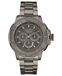 A structured and versatile watch from Nautica built tough in gunmetal tones. A structured and versatile watch from Nautica built tough in gunmetal tones.