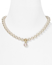 Round out your jewel box with this necklace from Majorica. This piece's organic pearls nod to subdued style, while a gold vermeil accent lends glamor. Round out your jewel box with this necklace from Majorica. This piece's organic pearls nod to subdued style, while a gold vermeil accent lends glamor.