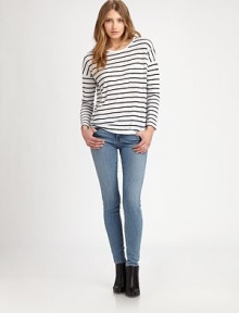 Channel seaside vibes with this ultra-soft boatneck, characterized by dropped shoulders and long dolman sleeves. BoatneckDropped shouldersLong dolman sleevesFront pocketLonger length hits below the hipsLinenDry cleanImportedModel shown is 5'10 (177cm) wearing US size Small. Channel seaside vibes with this ultra-soft boatneck, characterized by dropped shoulders and long dolman sleeves. BoatneckDropped shouldersLong dolman sleevesFront pocketLonger length hits below the hipsLinenDry cleanImportedModel shown is 5'10 (177cm) wearing US size Small.