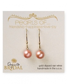 A delicate freshwater pearl is a perfectly understated touch on these earrings Dogeared. Designed to lend sweet sophistication to your aisle style, this pair is a total yes. A delicate freshwater pearl is a perfectly understated touch on these earrings Dogeared. Designed to lend sweet sophistication to your aisle style, this pair is a total yes.