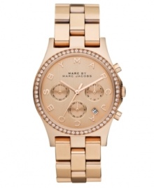 Like a freshly plucked bouquet, this rosy Henry collection watch from Marc by Marc Jacobs ushers in strong emotions.