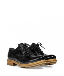Take your menswear-inspired look to the next level in these modernized leather brogues from Jil Sander - Classic brogue style with perforated details and wingtip styling - Lace up, contrasting neutral hued sole, low chunky heel - Style with cropped trousers, a draped tee, and an oversized blazer Take your menswear-inspired look to the next level in these modernized leather brogues from Jil Sander - Classic brogue style with perforated details and wingtip styling - Lace up, contrasting neutral hued sole, low chunky heel - Style with cropped trousers, a draped tee, and an oversized blazer