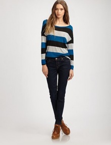 Bold colorblock stripes add just the right graphic punch to this soft, slouchy tee.BoatneckDropped shouldersLong sleevesPullover styleRayonDry cleanMade in USAModel shown is 5'9½ (176cm) wearing US size Small.