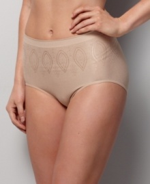 A comfortable brief with the perfect amount of light tummy control for moderate smoothing and shaping every day. Two pack. Style #X419 A comfortable brief with the perfect amount of light tummy control for moderate smoothing and shaping every day. Two pack. Style #X419