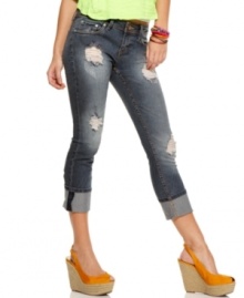 Stress out in the best fashionable way with these cropped jeans from Dollhouse that sport a load of cool distressing! Stress out in the best fashionable way with these cropped jeans from Dollhouse that sport a load of cool distressing!