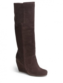 THE LOOKRich suede upperConcealed elastic goring on the sides and backPadded insoleSelf-covered wedge, 3½ (90mm)Shaft, 14Leg circumference, 14THE MATERIALSuede upperMan-made lining and soleORIGINImported THE LOOKRich suede upperConcealed elastic goring on the sides and backPadded insoleSelf-covered wedge, 3½ (90mm)Shaft, 14Leg circumference, 14THE MATERIALSuede upperMan-made lining and soleORIGINImported